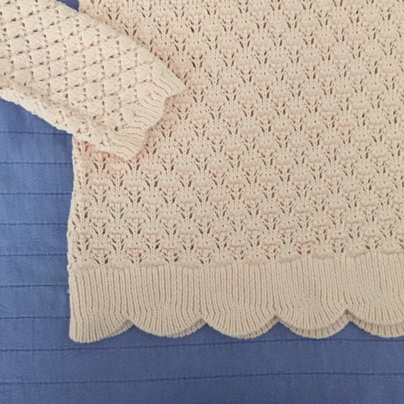 LOFT-Scalloped peach pink sweater. XS - Picture 3 of 7